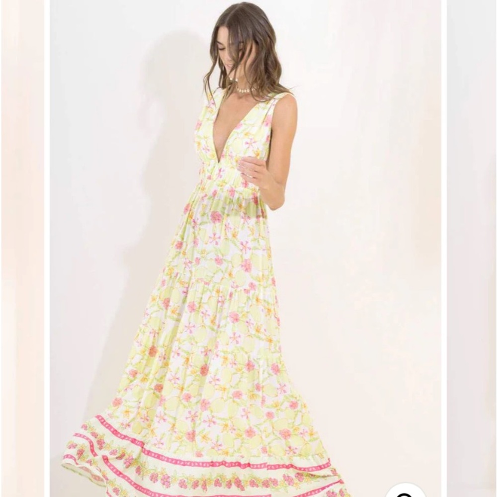 🌼Maaji Maxi Dress